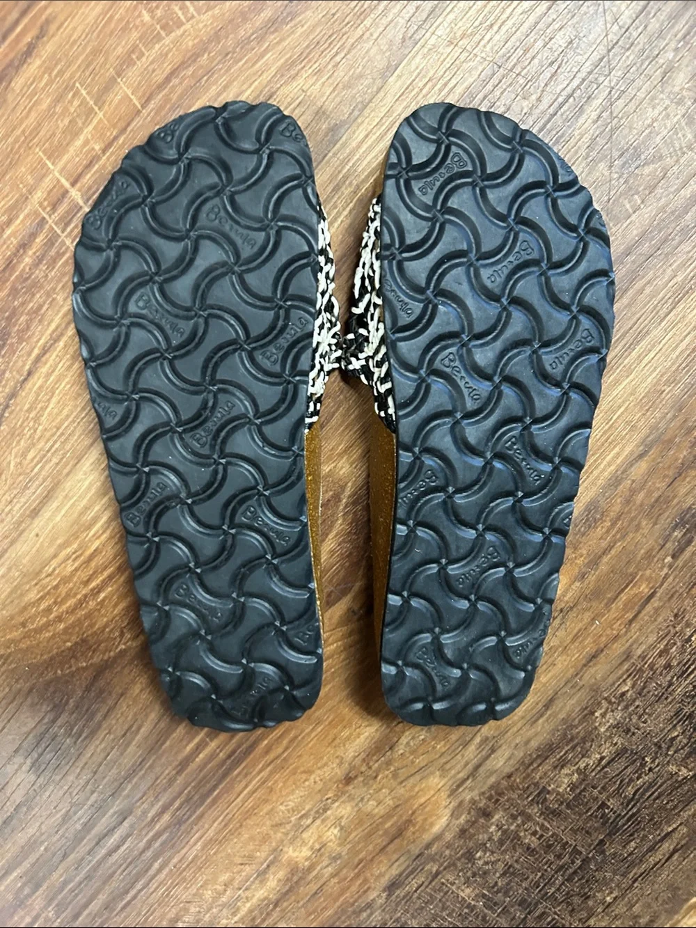 Betula Women's Black & White Woven Slide Sandals
